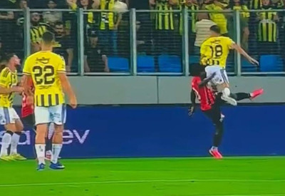 Fenerbahçe o pozisyonlar için penaltı beklemişti: Trio'dan olay yorum
