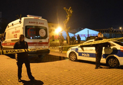 Sözlü tartışma katliama dönüştü: Baba ve oğlu öldü, anne yaralı