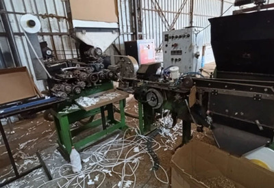 Sakarya'da besihane görünümlü kaçak sigara fabrikasına baskın