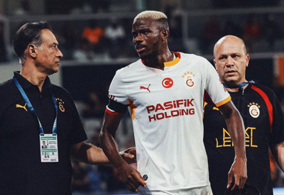 Victor Osimhen sakatlanarak oyundan çıkmıştı! İlk açıklama geldi