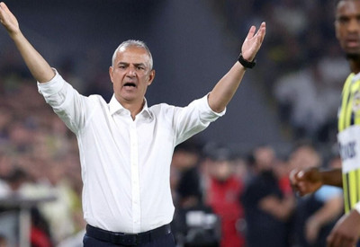 Fenerbahçe’de mağlubiyet sonrası İsmail Kartal’a sert çıktı! ‘Tarihi bir hezimet olabilirdi’