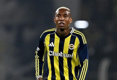 Talisca maç sonu telefona sarıldı, olay tweet attı: Fenerbahçe derbiyi kaybeder kaybetmez...