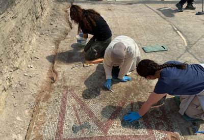 Pompeiopolis’te binlerce yıllık miras gün ışığına kavuştu! 105 metrekarelik mozaik ortaya çıkarıldı
