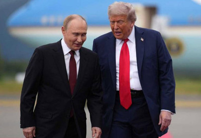 Putin ile Trump telefonda görüştü
