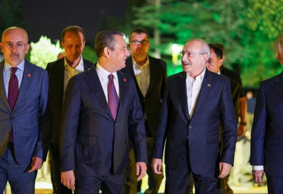 Özgür Özel'e büyük şok! Yeni Parti’de 6 vekil CHP’ye dönüş sinyali verdi