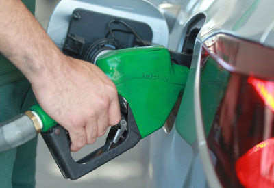 Benzine 3,20 lira zam: Pompa fiyatlarına yansıdı