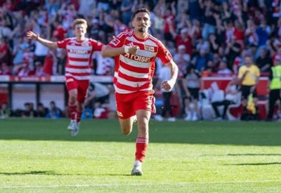 Avrupa'da oynayan Türk yıldız Süper Lig'de tuttuğu takımı açıkladı!