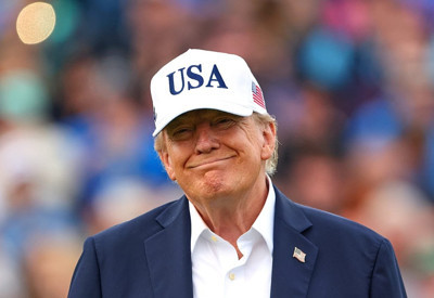 Trump dünyaya resti çekti: ''Savaşta bize yardım etmeyen ülkeler tazminat ödeyecek''