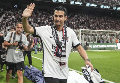 Necip Uysal yeni kariyeri için ilk adımı attı