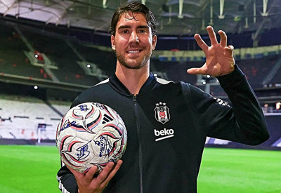 Vlahovic sakatlandı, milli takımdan affını istedi! 4 maçı kaçıracak