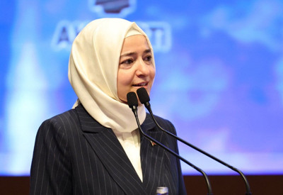 Fatma Betül Sayan Kaya'nın istifası kabul edildi