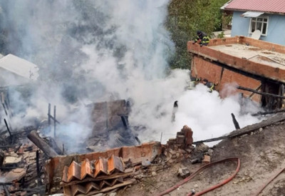 Kastamonu’da yangın: Ev ve ahır kullanılamaz hale geldi