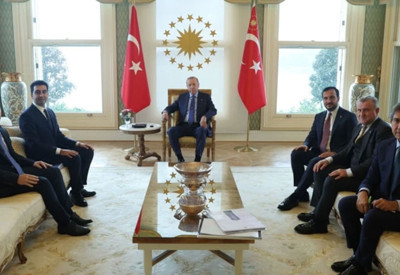 Cumhurbaşkanı Erdoğan, belediye başkanlarını kabul etti