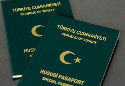 Üç meslek grubuna daha yeşil pasaport yolda