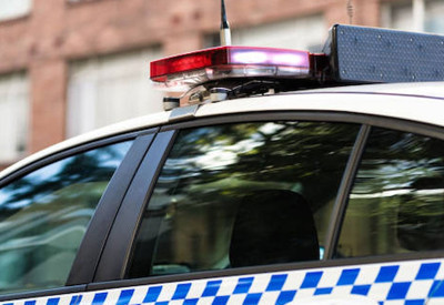 Sydney'de coşkulu karşılama kabusa dönüştü: Araç kalabalığın arasına daldı!