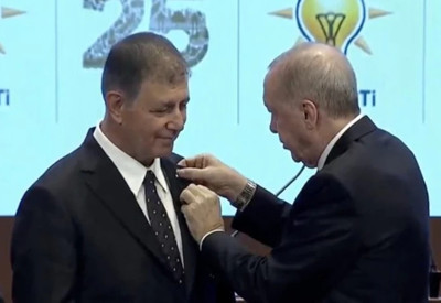 AK Parti'ye geçen Cemil Tugay: AK Parti kimsesizlerin kimsesidir