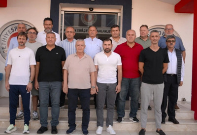 Fethiyespor'da Mustafa Ceviz dönemi: Şener Özbayraklı da ekipte