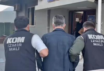 Bayraklı Belediyesi'ne 'rüşvet' operasyonu: Eski başkan dahil 43 şüpheli adliyede