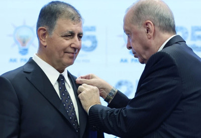 AK Parti'ye Katılan Cemil Tugay perde arkasını anlattı! Süreci başlatan ilk kıvılcım hangi görüşmeyle çıktı?