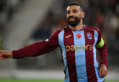 Muhammed Salah'tan Avrupa'da tarihi başlangıç: Rakip tribünler ayakta alkışladı!