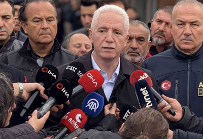 Vali Gül'den açıklama! "İstanbul'da pazartesi günü okullar açık!" Dere yatağındaki binalar yıkılıyor