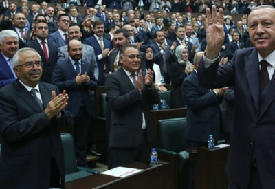 İşte AK Parti'nin masasındaki son anket!