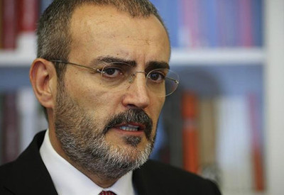 AK Parti'li Ünal: Şeytan taşlarken, tavafı ihmal etmedik