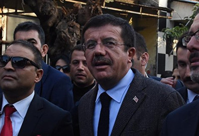 Zeybekci: Kimse kimseye dini terbiye vermeye kalkışmasın