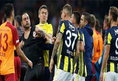 Spor yazarları Galatasaray-Fenerbahçe derbisini değerlendirdi