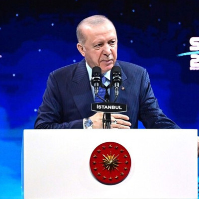 Cumhurbaşkanı Erdoğan: Ülkemize göz dikenin bileğini bükecek güçteyiz, savunmada yeni dönemin kurucusuyuz