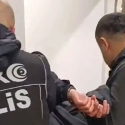Kırmızı bültenle aranan uyuşturucu baronu Mersin'de yakalandı