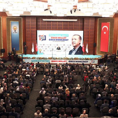 AK Parti Haziran'da kampa giriyor: Gelenek bu yıl bozulabilir