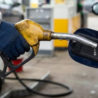 Akaryakıt zammı pompaya yansıdı! Motorinde kritik sınır aşıldı