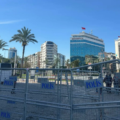 Özgür Özel Cumhuriyet Meydanı'nda miting yapacaktı: İzmir Valiliği'nden yasak!
