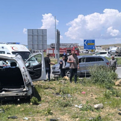 Katliam gibi kaza bir ocağı söndürdü: Aynı aileden 4 kişi hayatını kaybetti