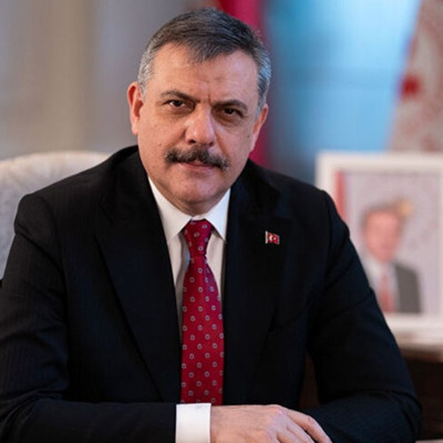 Bakan Çiftçi'den valiliklere genelge: Meydanlarda milli maç izlenmeyecek!