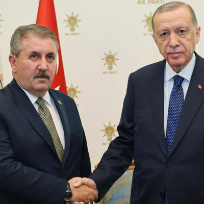 Cumhurbaşkanı Erdoğan, BBP Genel Başkanı Destici'yi tebrik etti