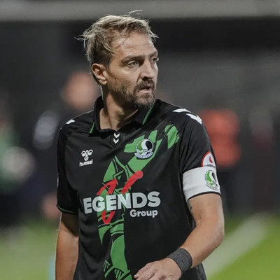 Caner Erkin, 37 yaşında futbolu bıraktı