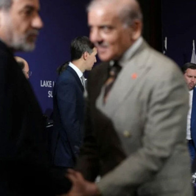 İran, Donald Trump'ın tehditleri nedeniyle toplantıyı terk etti