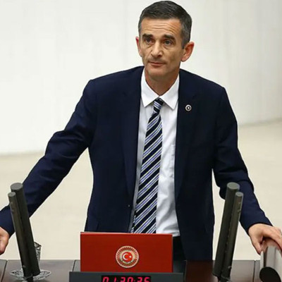 Ümit Dikbayır CHP'den istifa etti