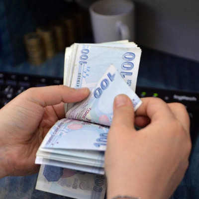 Emeklilere zam farkının ödeneceği tarih netleşti: Kimleri ilgilendiriyor?