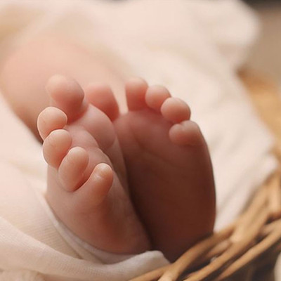 15 milyonda bir görülüyor! Tek yumurta dördüzleri dünyaya geldi