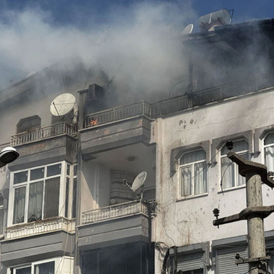Antalya'da büyük panik! Saniyelerle kurtuldular
