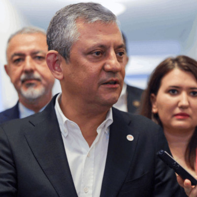 YENİ Parti'den çerçeve yasa kararı! Özgür Özel duyurdu