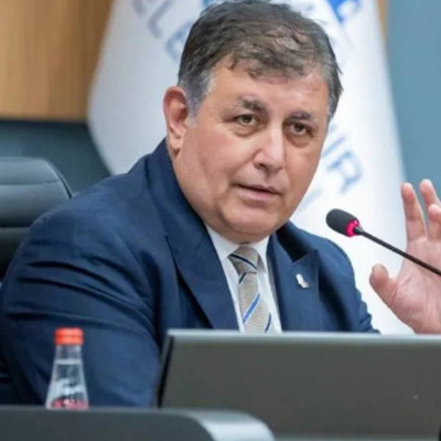 WhatsApp krizi patladı! Cemil Tugay'ın rotası belli oldu!