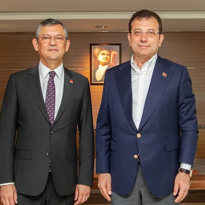 Ekrem İmamoğlu CHP'den istifa etti
