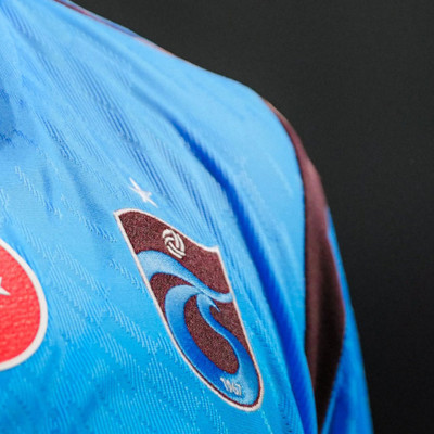 Trabzonspor'un yıldız ismi trafik kazası geçirdi! İlk açıklama Başkan Ertuğrul Doğan'dan geldi