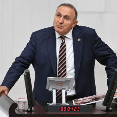 İYİ Parti’de deprem: Aydın Milletvekili Ömer Karakaş istifa etti