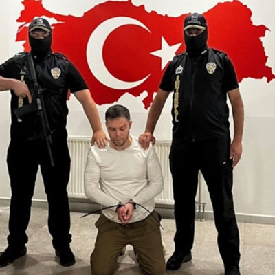 Türkiye'ye iade edilen Serkan Kurtuluş, İstanbul'a getirildi