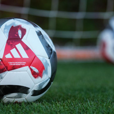 Süper bilgisayardan taraftarları çıldırtan tahmin: Süper Lig'de şampiyon kim olacak?